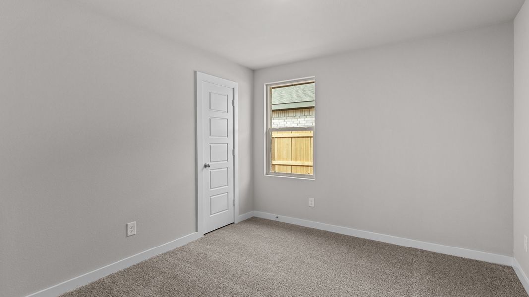 Representative unfurnished interior of a home built from the TEXAS CALI by D.R. Horton in Homestead at Parks Bell Ranch, Odessa (Image 20).