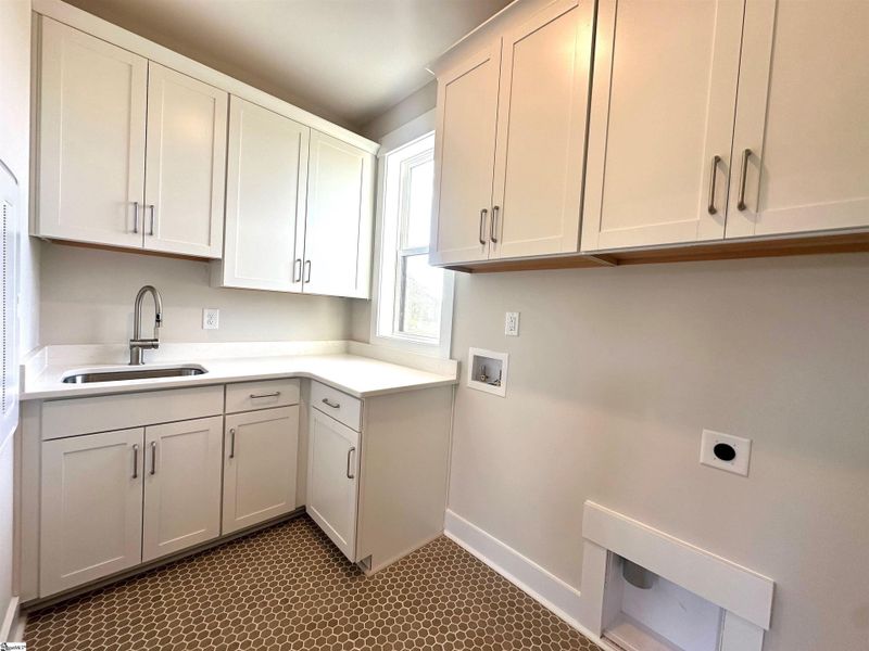 Furnished interior view inside a new home in Greenville County Homes, Simpsonville (Image 4).