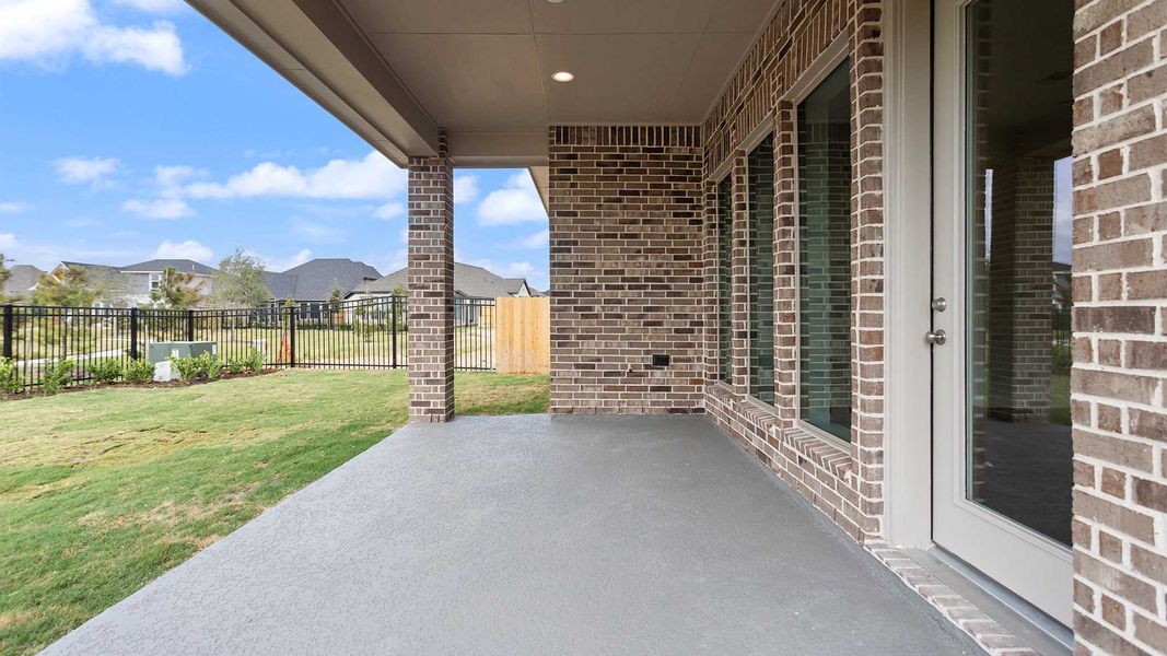 Exterior details and patio area of a home in Elyson, Katy (Image 3).