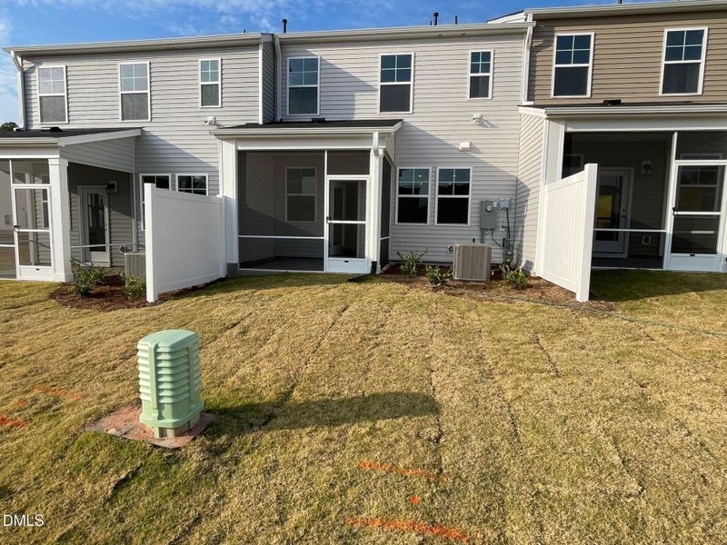 295 screened porch and back yard 295 screened porch and back yard