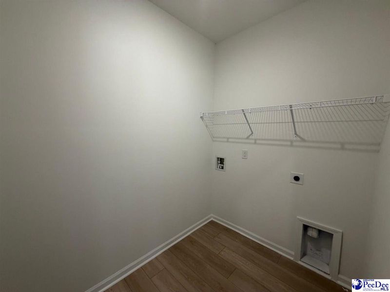 Spacious, unfurnished interior of a new home in Spring Haven, Florence (Image 7).