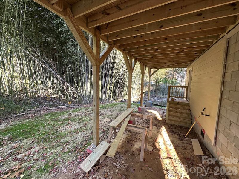 Entry to unfinished basement area