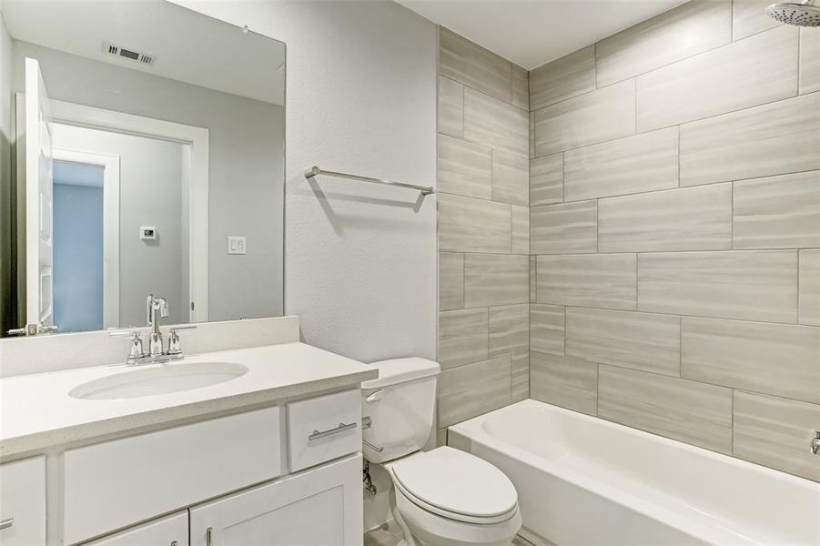 Image 12 of a home in .