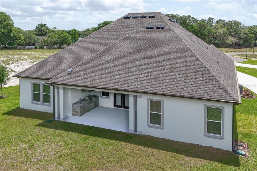 Exterior details and patio area of a home in , Fruitland Park (Image 33).