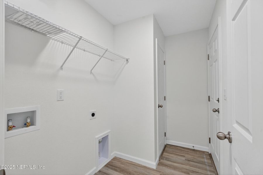 Spacious, unfurnished interior of a new home in , Jacksonville (Image 24). Spacious, unfurnished interior of a new home in , Jacksonville (Image 24).