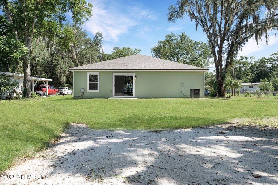 Exterior details and patio area of a home in , Jacksonville (Image 2). Exterior details and patio area of a home in , Jacksonville (Image 2).