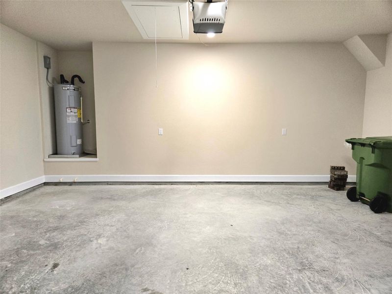 2 Car Garage 2 Car Garage