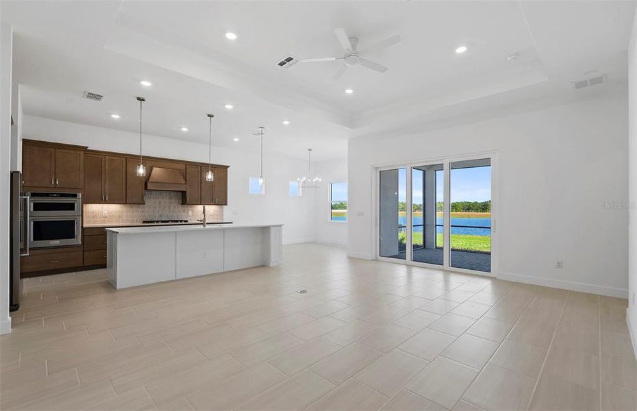 Spacious, unfurnished interior of a new home in Shores at Stillwater, Englewood (Image 19).