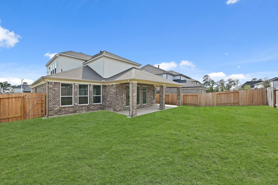Exterior details and patio area of a home in Barton Creek Ranch, Conroe (Image 21). Exterior details and patio area of a home in Barton Creek Ranch, Conroe (Image 21).