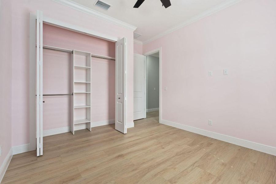 35-web-or-mls-DSC02587 35-web-or-mls-DSC02587