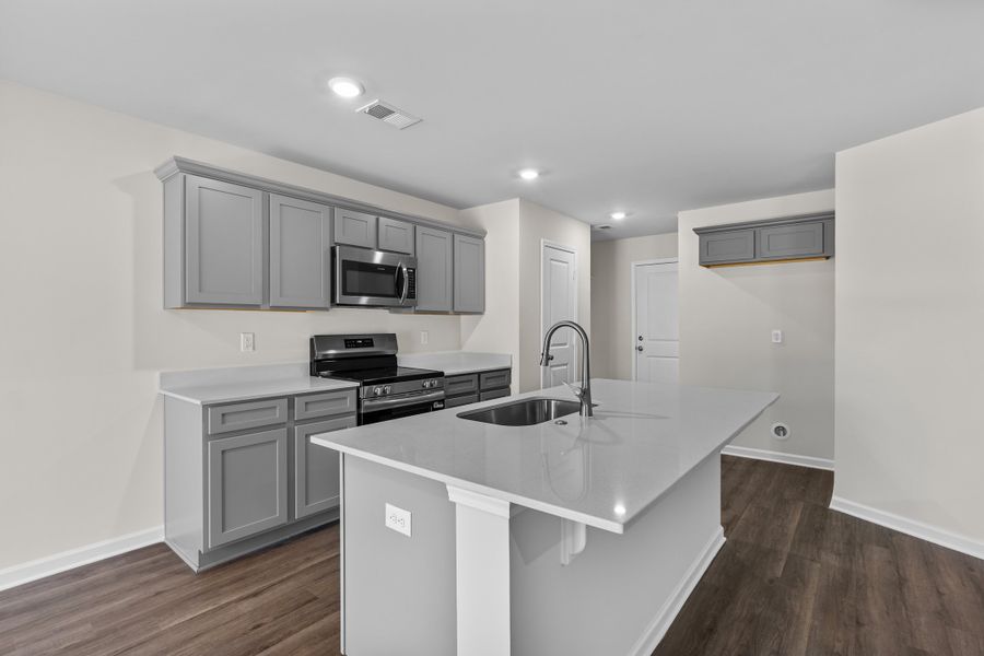 Representative furnished interior of a home built from the Birch A by McGuinn Homes in Reserves at Mill Creek, Columbia (Image 5).
