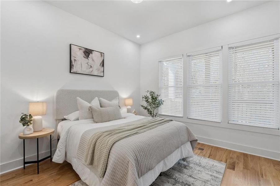 Furnished interior view inside a new home in , Atlanta (Image 14).