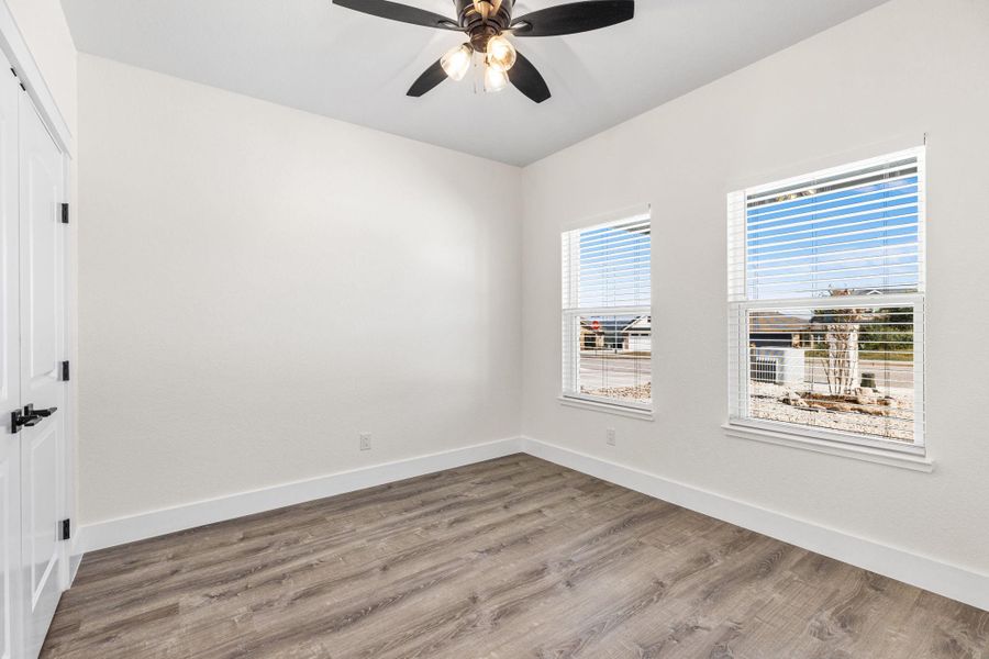 Spacious, unfurnished interior of a new home in , Kerrville (Image 26).