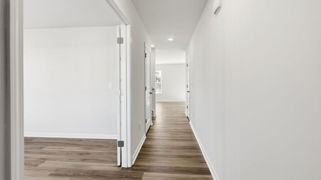Spacious, unfurnished interior of a new home in Lakestone, Woodruff (Image 15).