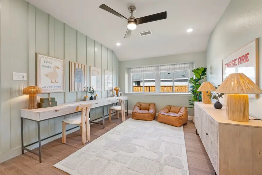 Representative furnished interior of a home built from the Addison II by Pacesetter Homes in Clearview Ranch, Royse City (Image 17). Representative furnished interior of a home built from the Addison II by Pacesetter Homes in Clearview Ranch, Royse City (Image 17).
