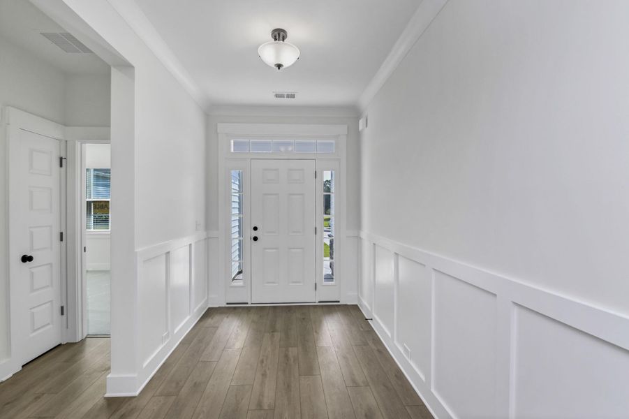 Spacious, unfurnished interior of a new home in Ferry Grove, Lexington (Image 12).