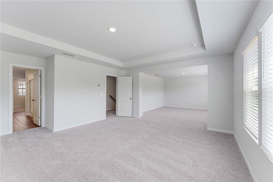 Spacious, unfurnished interior of a new home in Parkview Estates, South Fulton (Image 24).