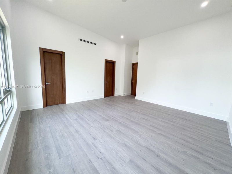 Spacious, unfurnished interior of a new home in , Miami (Image 20). Spacious, unfurnished interior of a new home in , Miami (Image 20).