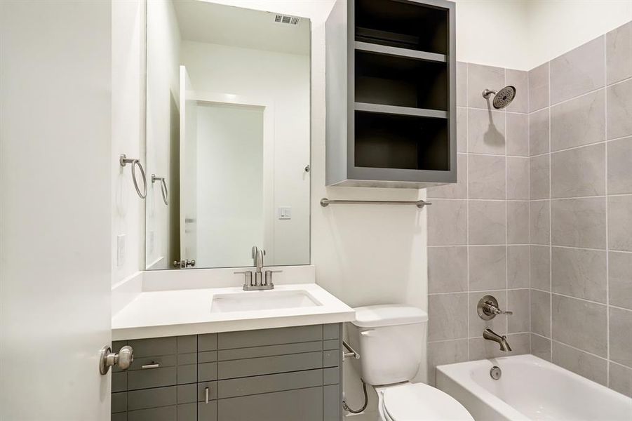 Image 15 of a home in .