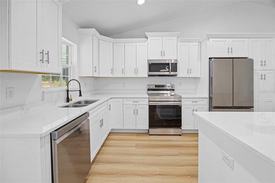 Furnished interior view inside a new home in , Dunnellon (Image 10).