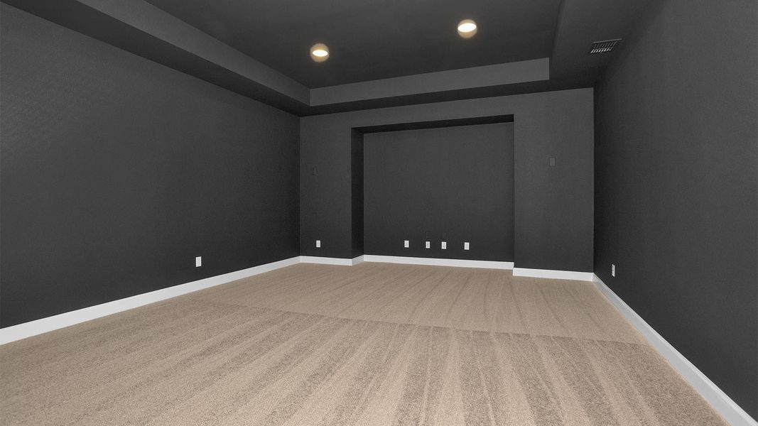 Spacious, unfurnished interior of a new home in Fulshear Lakes, Fulshear (Image 13).