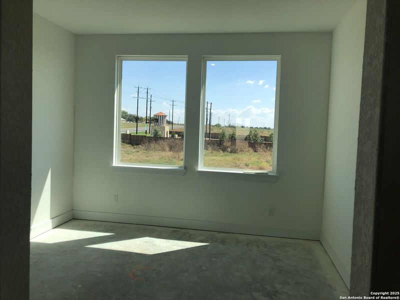 Image 10 of a home in Sienna Lakes. Image 10 of a home in Sienna Lakes.