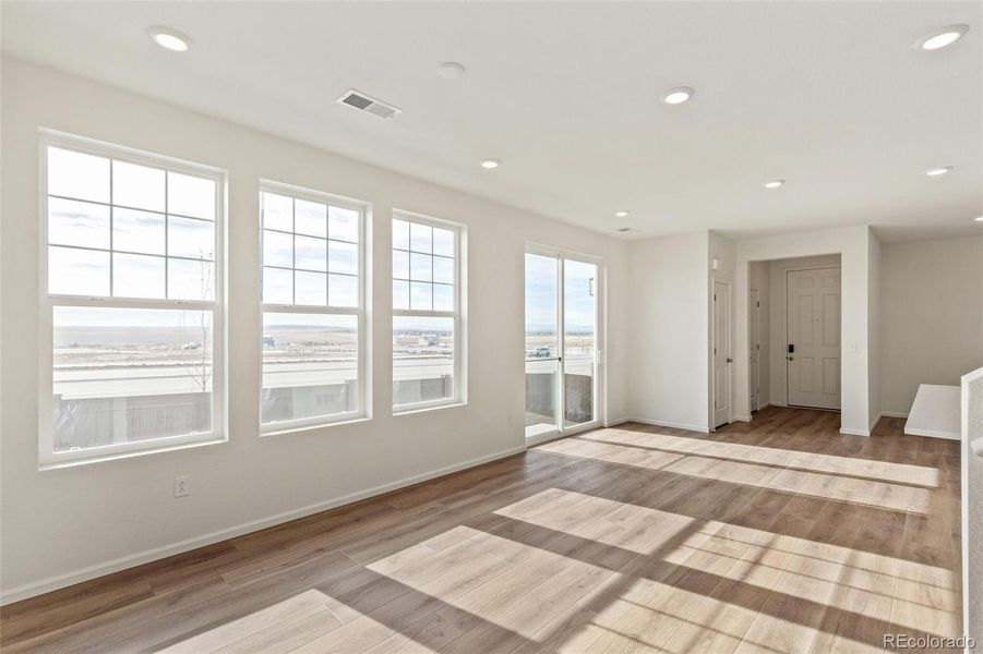 Spacious, unfurnished interior of a new home in Sky Ranch Villas, Watkins (Image 29). Spacious, unfurnished interior of a new home in Sky Ranch Villas, Watkins (Image 29).