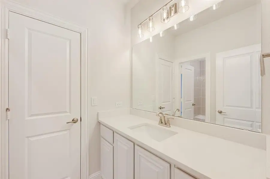 Furnished interior view inside a new home in Triple Diamond Ranch, Mansfield (Image 11).