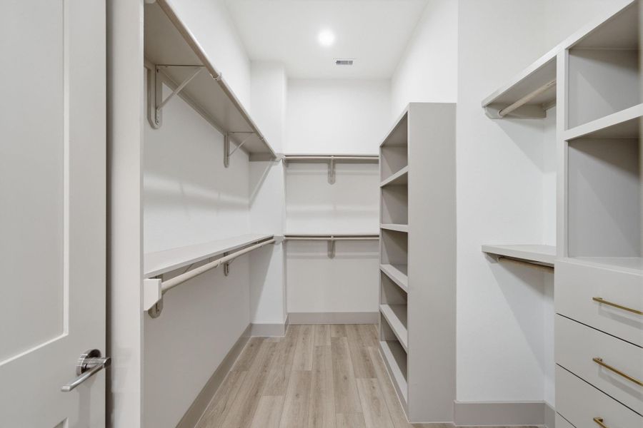 What a WALK-IN CLOSET - 11 x 7' - plenty of room, also has built in drawers!