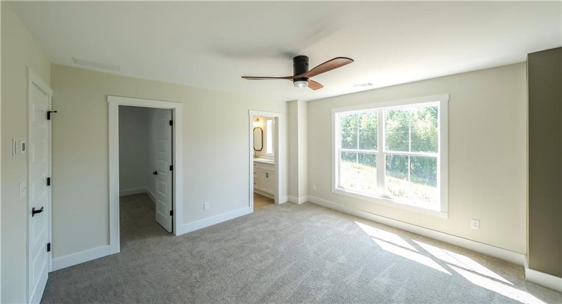 Spacious, unfurnished interior of a new home in , Bremen (Image 27).