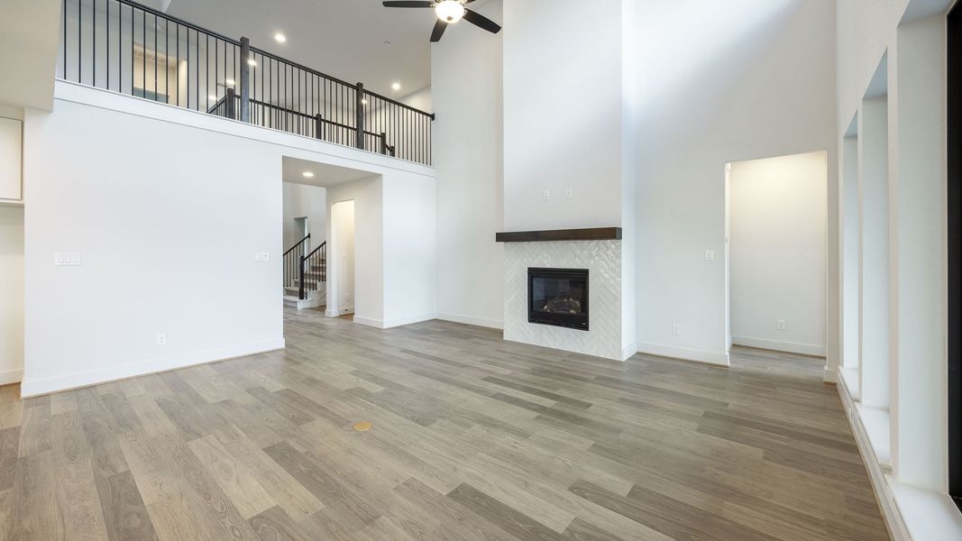 Spacious, unfurnished interior of a new home in Santa Rita Ranch - Eldorado, Liberty Hill (Image 9). Spacious, unfurnished interior of a new home in Santa Rita Ranch - Eldorado, Liberty Hill (Image 9).