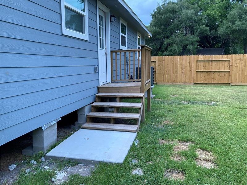 Image 29 of a home in Raburn Reserve 50s.