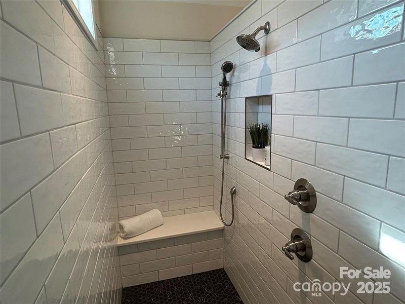 Image 8 of a home in .