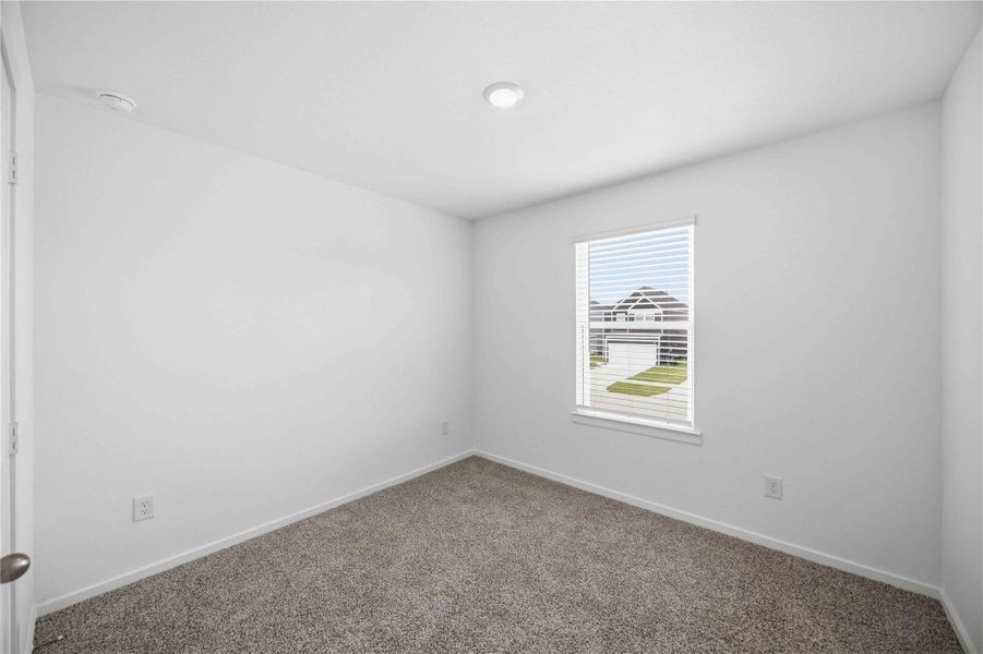 Spacious, unfurnished interior of a new home in Legacy Village, Houston (Image 10).