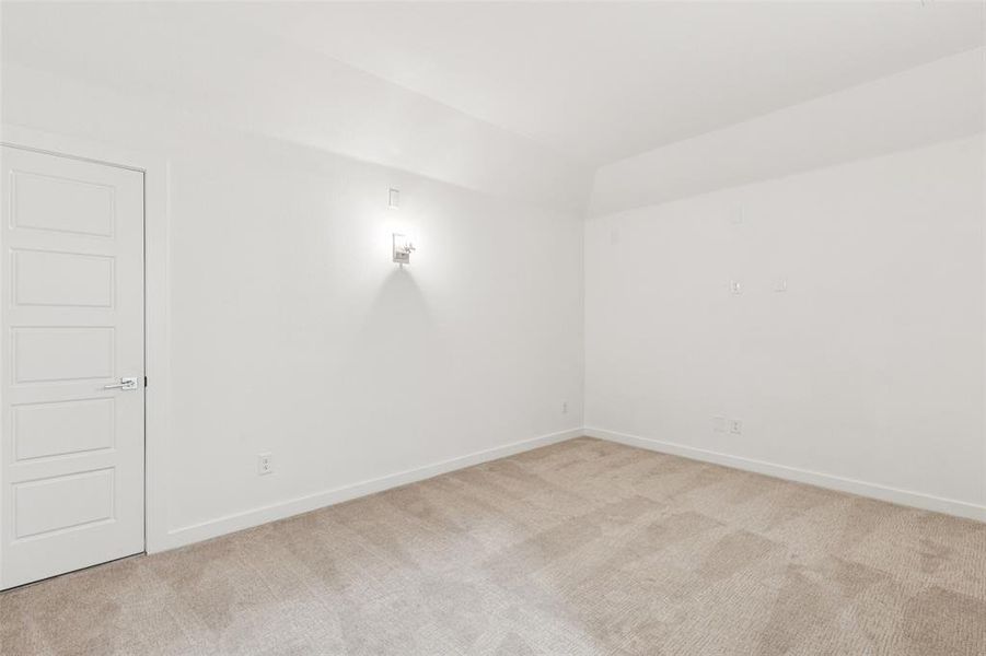 Spacious, unfurnished interior of a new home in Painted Tree, McKinney (Image 17). Spacious, unfurnished interior of a new home in Painted Tree, McKinney (Image 17).