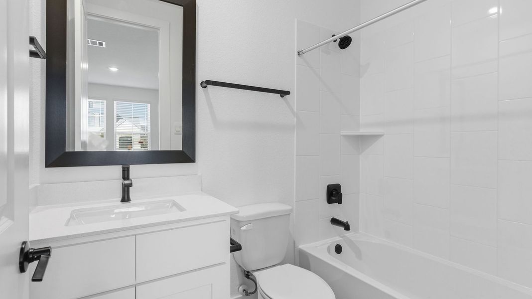 Furnished interior view inside a new home in Davis Harbor, League City (Image 8).