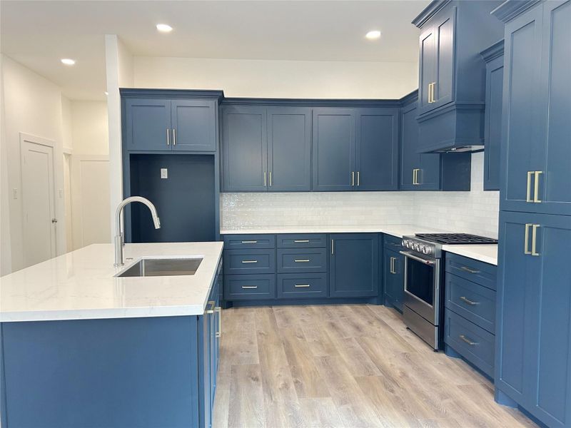 Furnished interior view inside a new home in , Clear Lake Shores (Image 4).