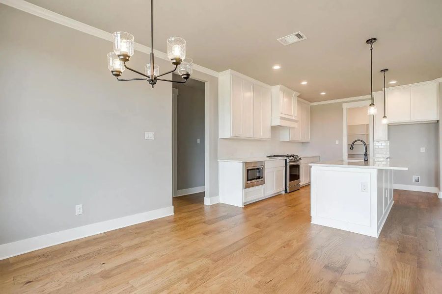 Representative furnished interior of a home built from the The Macy by Elmwood Custom Homes in Tuscan Estates, Waxahachie (Image 15). Representative furnished interior of a home built from the The Macy by Elmwood Custom Homes in Tuscan Estates, Waxahachie (Image 15).