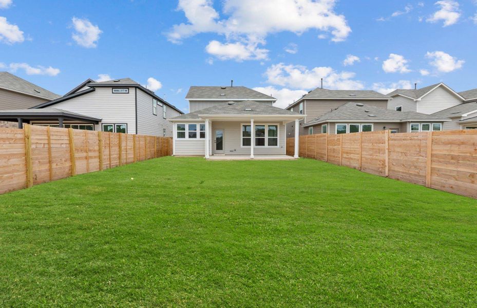 Exterior details and patio area of a home in Horizon Lake, Leander (Image 3). Exterior details and patio area of a home in Horizon Lake, Leander (Image 3).