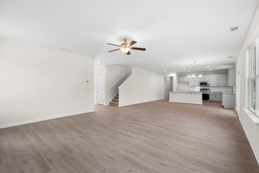 Spacious, unfurnished interior of a new home in Ramsey Landing, Rincon (Image 13).