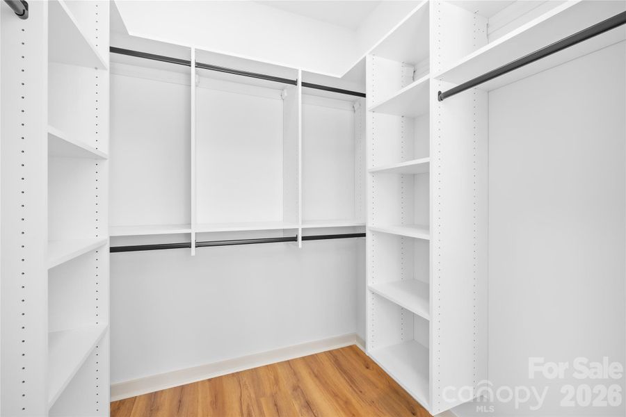 Image 27 of a home in .