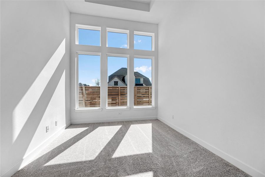 Spacious, unfurnished interior of a new home in Austin Point, Richmond (Image 11).