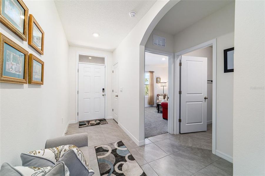 Furnished interior view inside a new home in Lake Diamond, Ocala (Image 9).