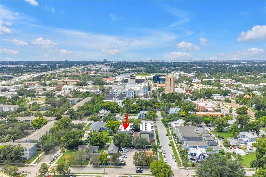 Image 64 of a home in East Oak Townhomes.