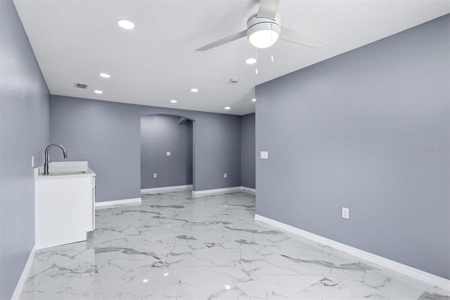 Spacious, unfurnished interior of a new home in , Bradenton (Image 38). Spacious, unfurnished interior of a new home in , Bradenton (Image 38).