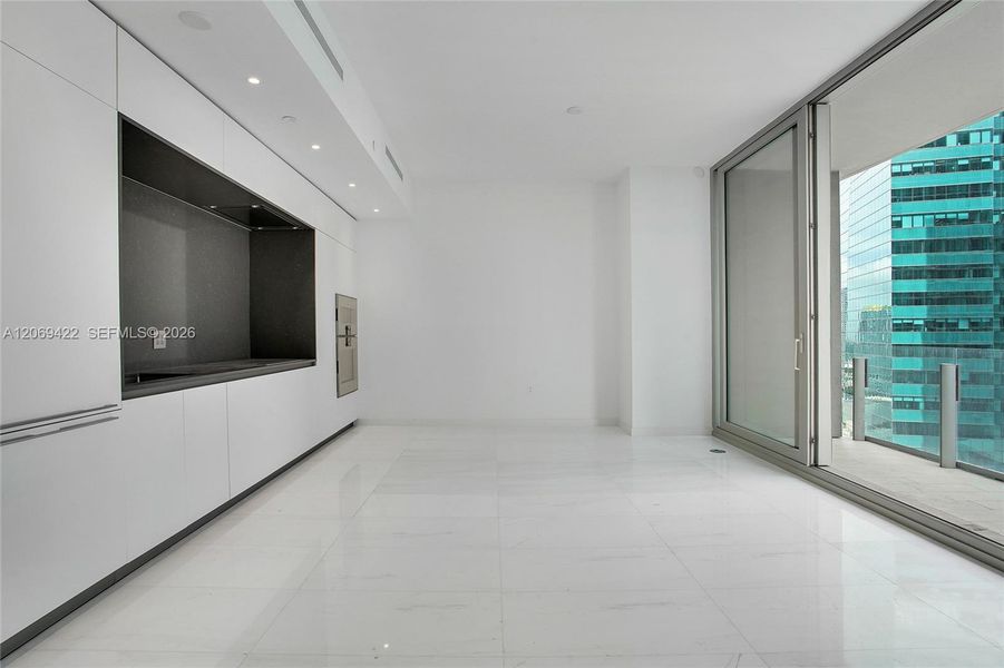 Spacious, unfurnished interior of a new home in Aston Martin Residences, Miami (Image 11). Spacious, unfurnished interior of a new home in Aston Martin Residences, Miami (Image 11).