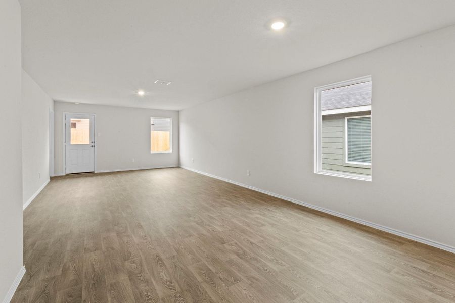 Spacious, unfurnished interior of a new home in Sunset Oaks, Maxwell (Image 16). Spacious, unfurnished interior of a new home in Sunset Oaks, Maxwell (Image 16).