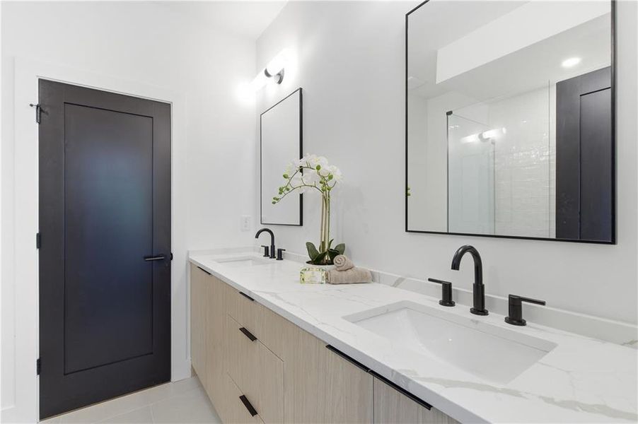 Furnished interior view inside a new home in , Atlanta (Image 9).