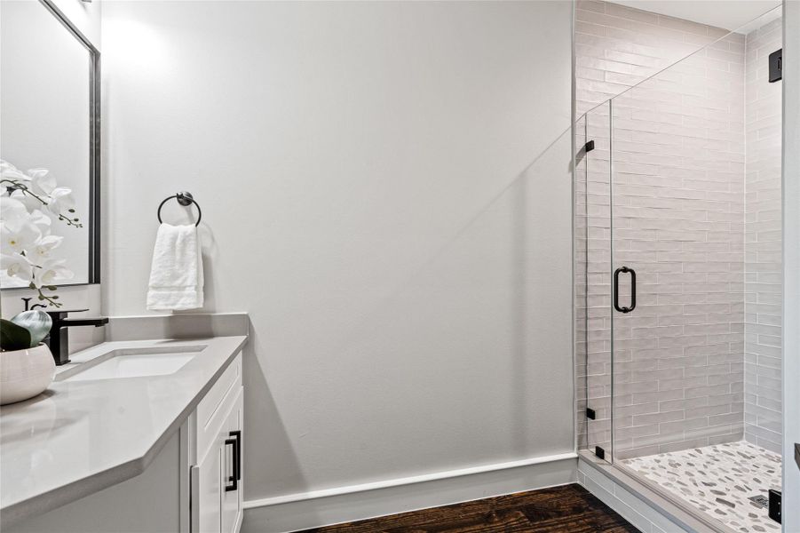 2nd Bedroom En-Suite Bathroom 2nd Bedroom En-Suite Bathroom