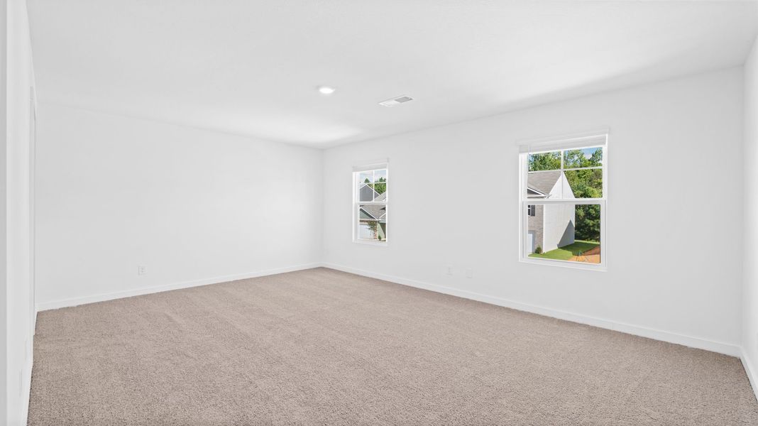 Spacious, unfurnished interior of a new home in Price's Crossing, LaFayette (Image 19).